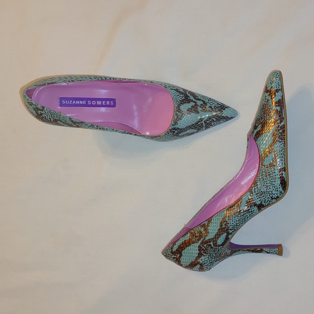 Suzanne Somers Blue & Gold Snake Skin Stiletto Heels - Picture 1 of 9